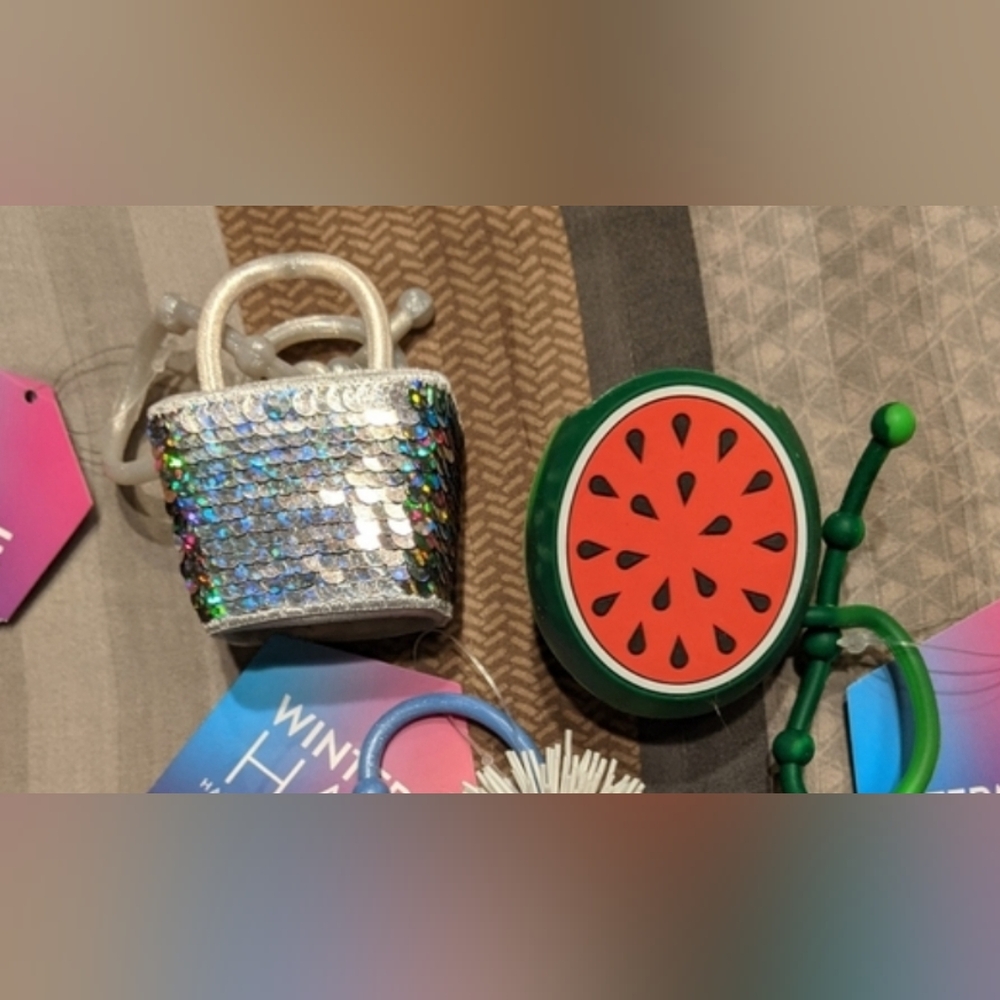 Pocketback holders set of 2